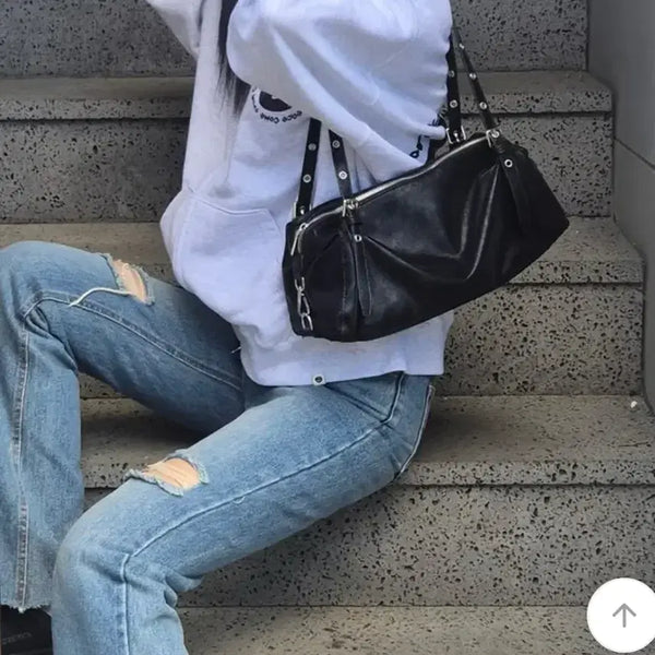 [BUNJANG] Black Strap Buckle Shoulder Bag / 블랙 스트랩 버클 숄더백
