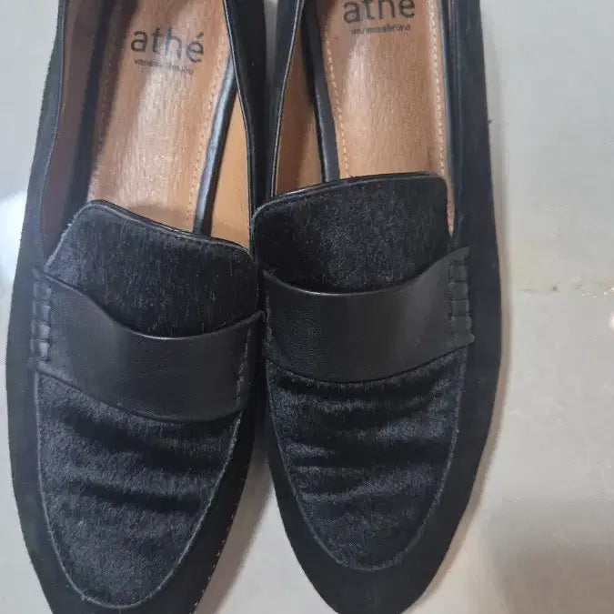 [BUNJANG] Atte Patent Loafers Black / 아떼 페이던트 로퍼 블랙240