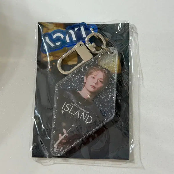 [BUNJANG] Lucy Taiwan Concert Official MD Shin Yechan Keyring / 루시 대만 콘서트 공식 엠디 신예찬 키링