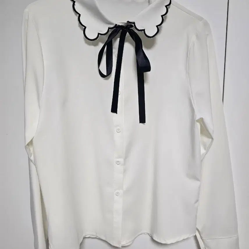 [BUNJANG] Japanese Style White Ribbon Blouse / 양지뢰계 일녀 일본 감성 화이트 리본 블라우스 카라