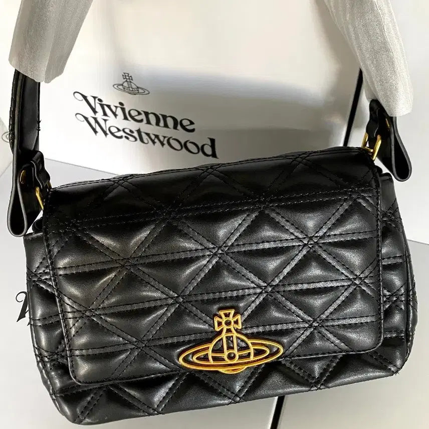 [BUNJANG] Vivienne Westwood Genuine Quilted Shoulder Bag Crossbody Bag Black / 비비안웨스트우드 정품 퀼팅 숄더백 크로스백 블랙