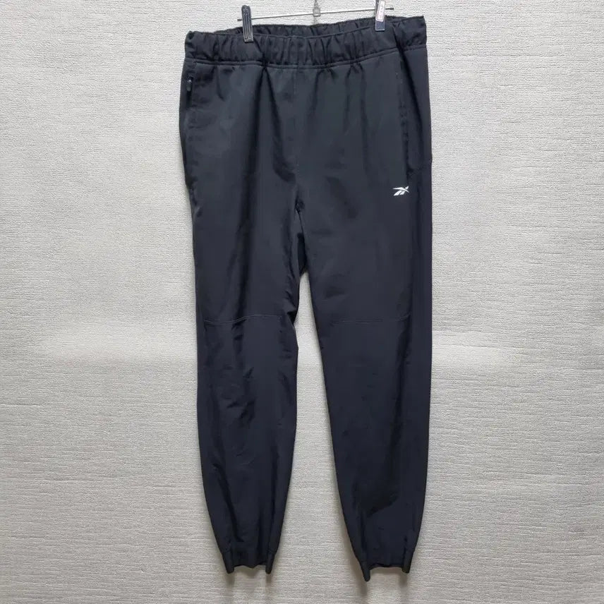 [BUNJANG] Reebok Men's Spring/Autumn Training Pants Black / a378 리복 남성 춘추복 트레이닝 바지