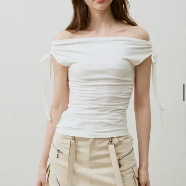 [BUNJANG] AriKim Off-Shoulder Shirring Top Short Sleeve / 아리킴 오프숄더 셔링 탑 반팔