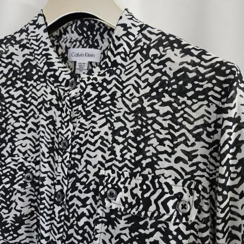 [BUNJANG] Calvin Klein Pattern Shirt / 캘빈클라인 패턴 셔츠