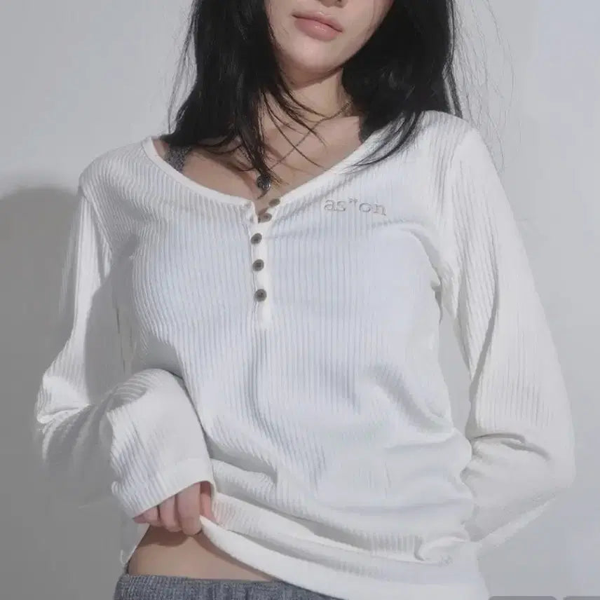 [BUNJANG] AZON Wish Ribbed Button Tee Ivory White Henley Ribbed T-shirt / 애즈온 위시립드 버튼티 아이보리 화이트 헨리넥 골지티