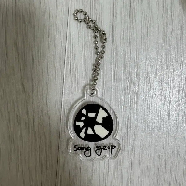 [BUNJANG] Lucy Yokohama Concert Acrylic Keyring (Sangyeop) / 루시 요코하마콘 아크릴 키링(상엽)