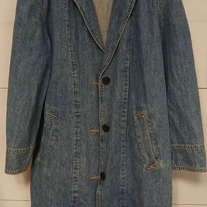 [BUNJANG] Levi's Long Denim Jacket, Oversized Fit, Unisex, Size M / 리바이스 청롱자켓 M사이즈 오버핏 남여공용 총장107 어깨57 가슴60 팔길이54