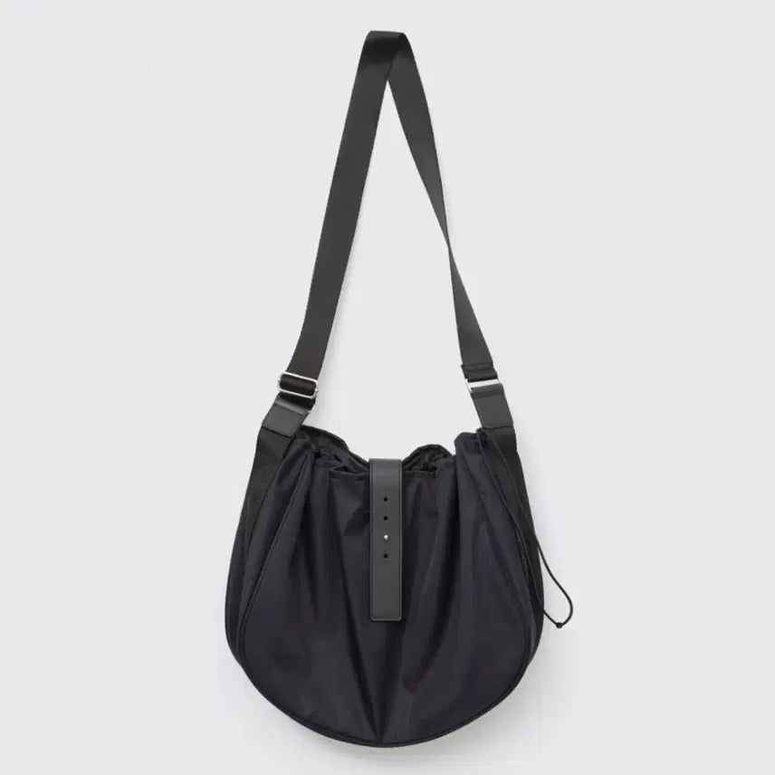 [BUNJANG] Haechi Room Wavy Bag Nylon Black / 해칭룸 웨이비 백 나일론 블랙