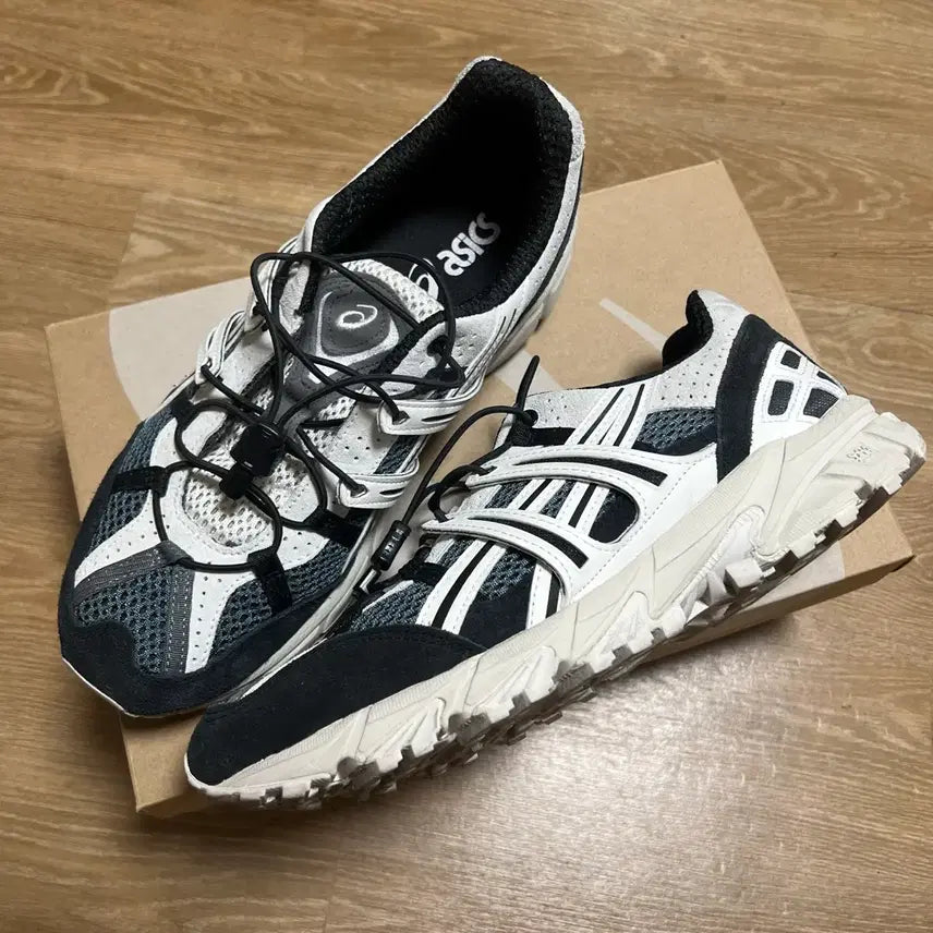 [BUNJANG] Asics Gel-Sonoma 15-50 Sneakers / 265~270 사이즈) 아식스 언리미티드 젤소노마 15-50 운동화 신발