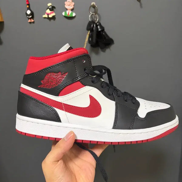 [BUNJANG] Air Jordan 1 Mid Gym Red Black White / 조던 1 미드 짐레드 블랙 화이트 택포 6.5
