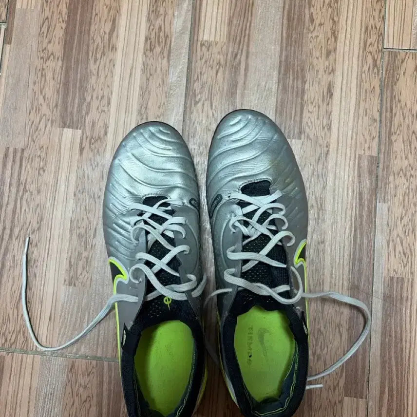 [BUNJANG] Nike Tiempo Legend 10 FG Soccer Cleats / 나이키 티엠포 레전드 10