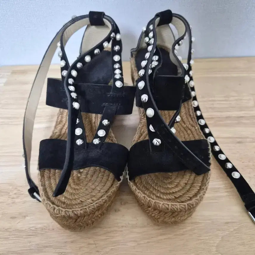 [BUNJANG] Jimmy Choo Denise Embellished Suede Espadrille Sandals / 지미추 35.5 225 스터드 슬링백 힐 샌들 슈즈-822