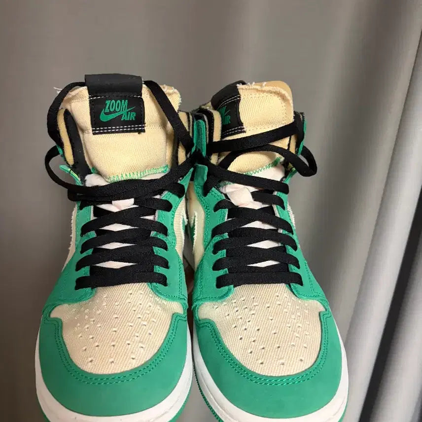 [BUNJANG] Jordan 1 Air Comfort Stadium Green / 조던 1 에어 컴포트 스타디움 그린 택포 5.5