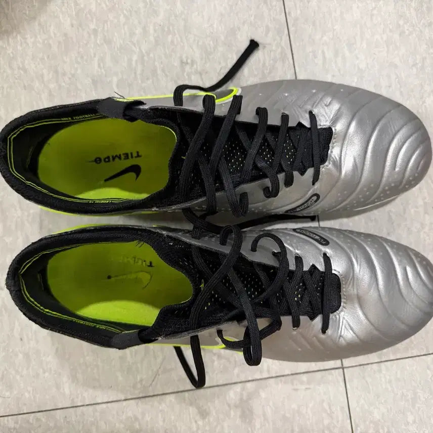 [BUNJANG] Nike Tiempo Football Boots / 나이키 티엠포 축구화