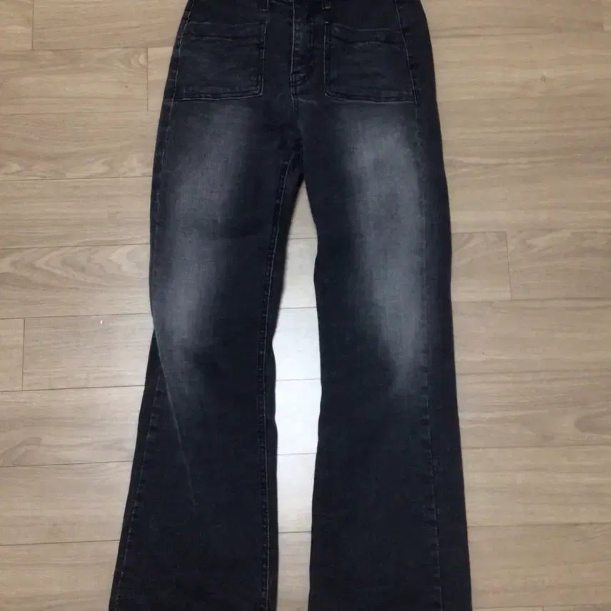 [BUNJANG] Black Washed Bootcut Jeans Size S / 흑청 청바지 S사이즈 블랙 워싱 부츠컷 에이블리