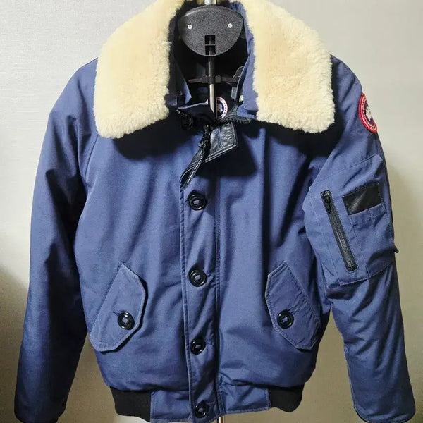 [BUNJANG] Canada Goose Bomber Jacket (Size 95-100) / 캐나다구스 봄버자켓 95~100