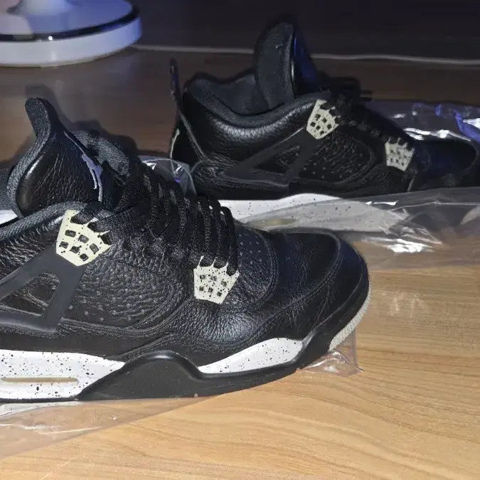 [BUNJANG] Air Jordan 4 Black Cement Men's / 조던4 블랙 시멘트 맨즈  250