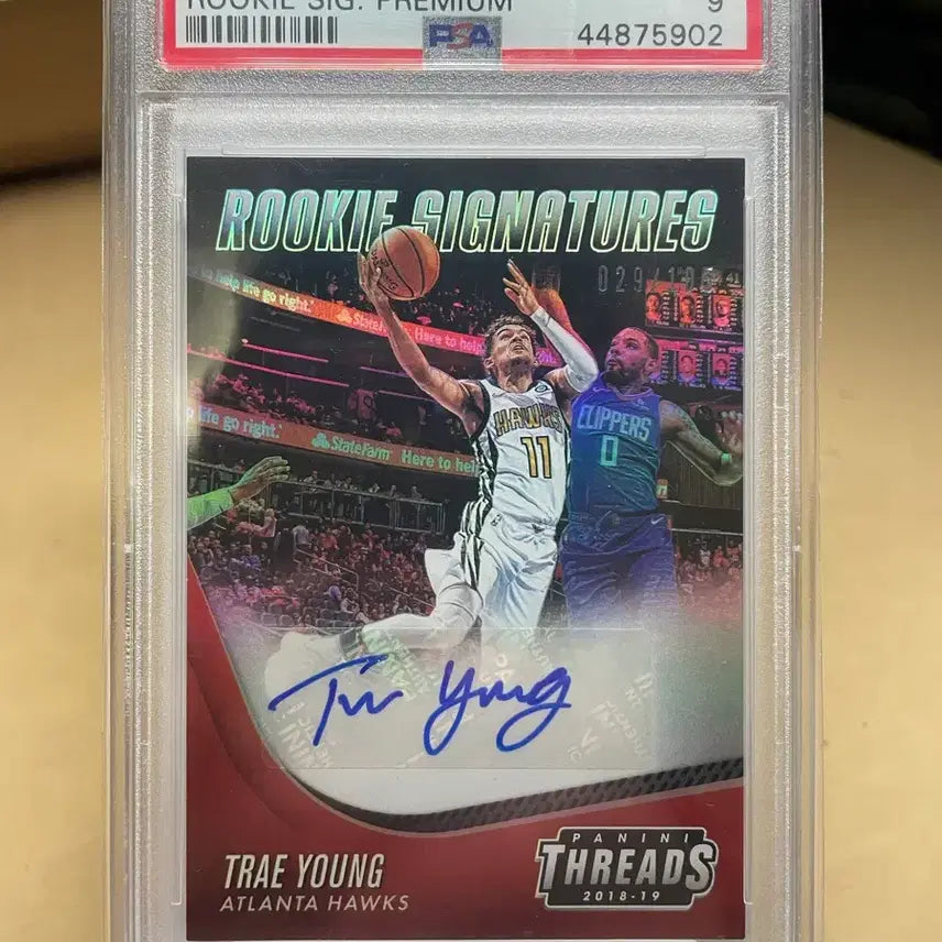 [BUNJANG] 2018 Panini Threads Trae Young Rookie Signature Auto Card PSA 9 / 2018 파니니 스레즈 트레이 영 루키 시그니처 오토카드 PSA9
