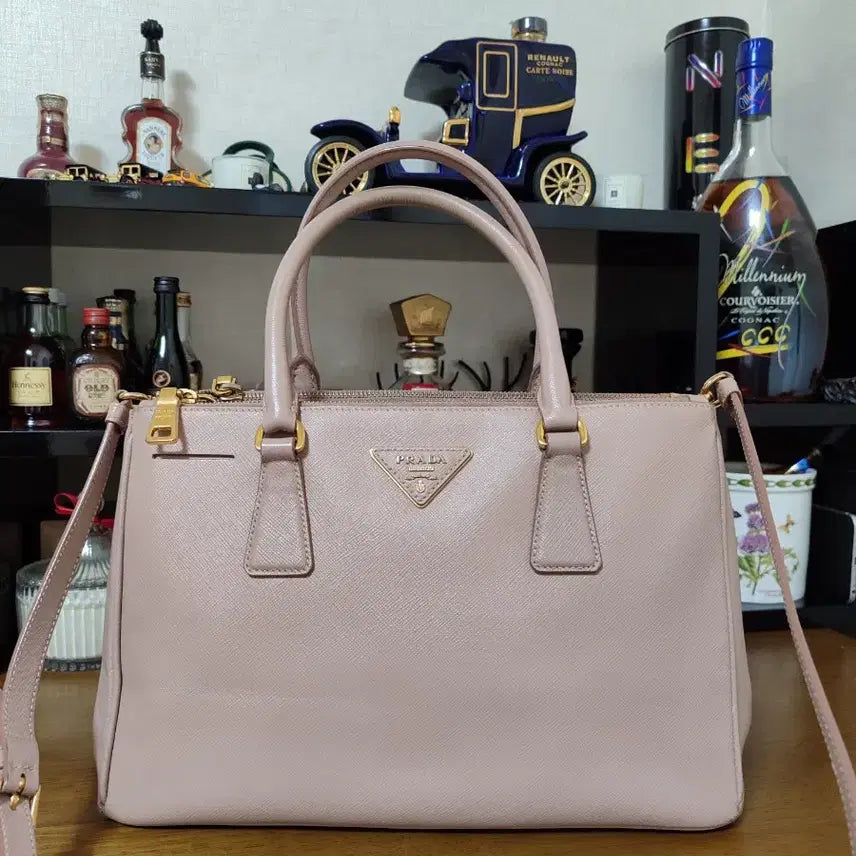 [BUNJANG] Prada Saffiano Tote Shoulder Bag Medium / 프라다 사피아노 토트겸숄더 미듐