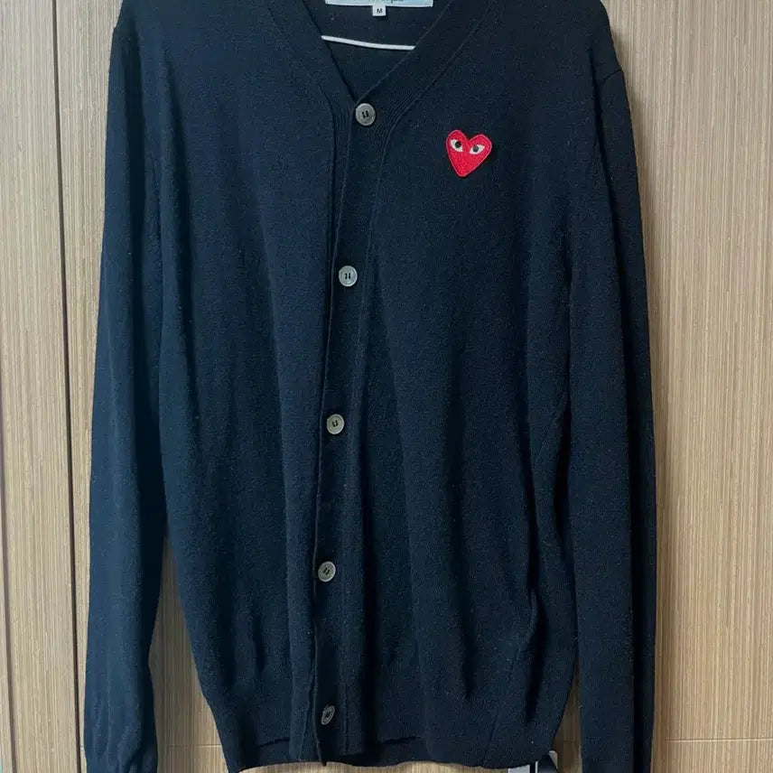 [BUNJANG] Comme des Garçons PLAY Black Cardigan Red Emblem / 플레이 꼼데가르송 가디건 블랙 레드와펜