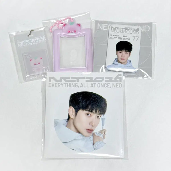 [BUNJANG] NCT Neo City: Japan Random Gacha & Open Badge Reproduction Set / 엔시티 네오그라운드 랜덤 가챠 및 오픈 뱃지 재현 세트