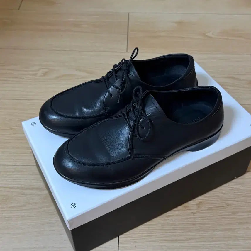 [BUNJANG] Fermont Flat U-Tip Shoes / [260]페몬트 플랫 유팁(flat u-tip)