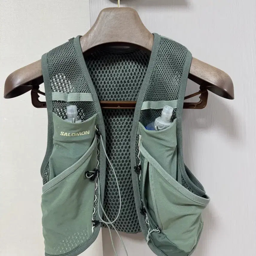 [BUNJANG] Salomon Active Skin 4 (Includes Flasks) - Size L / 살로몬 액티브스킨4 (플라스크 포함) L사이즈 판매