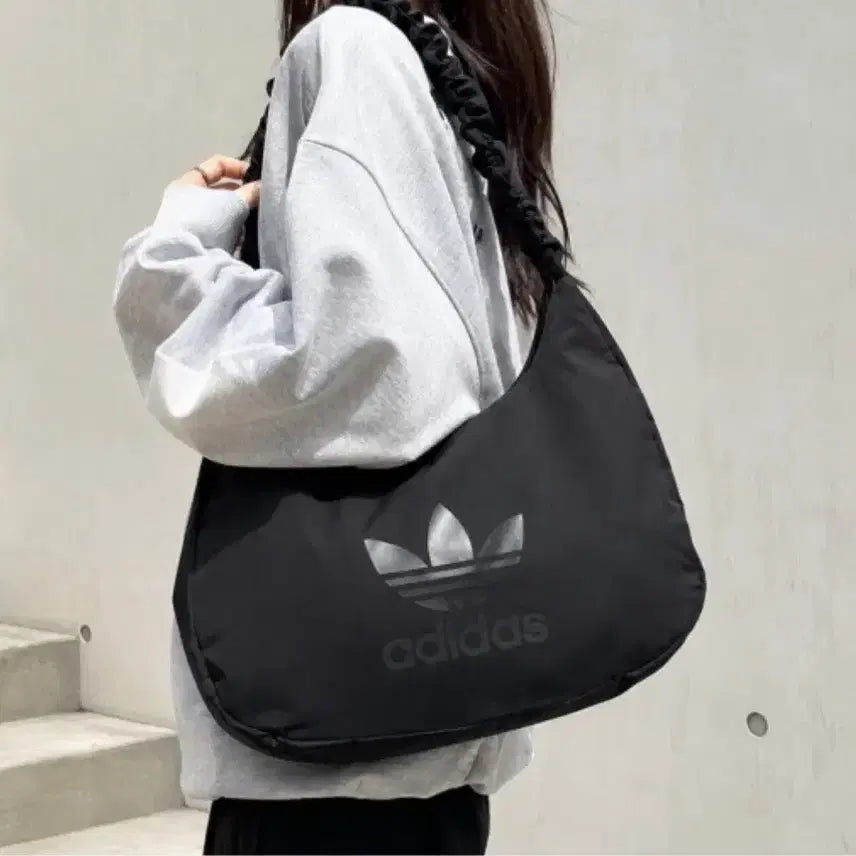 [BUNJANG] Adidas Shoulder Bag JP0146 / 정품 아디다스 숄더팩