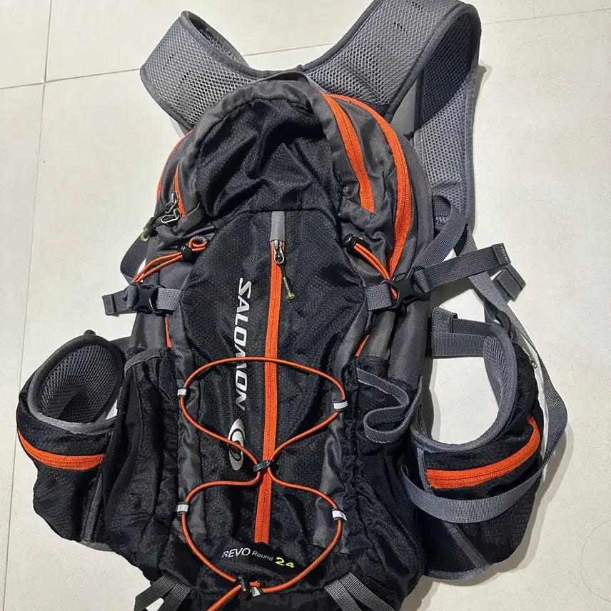 [BUNJANG] Salomon Revo Round 24 Backpack / [24L] 살로몬 백팩 (Revo round 24)