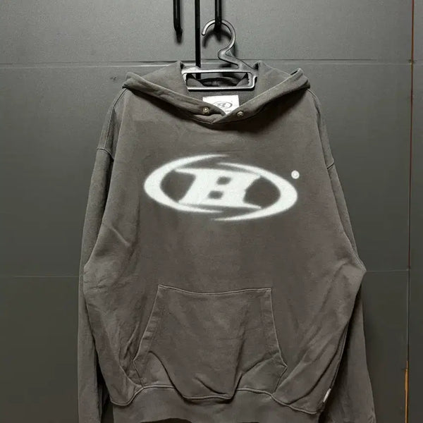 [BUNJANG] Born to Win Hoodie Size 1 / 본투윈 후드티 1사이즈