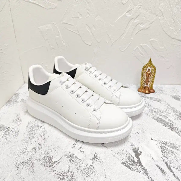[BUNJANG] Alexander McQueen Black Leather Oversized Sneaker / 맥퀸 두꺼운 밑창 블랙 가죽 뒷부분 신발 판매해요