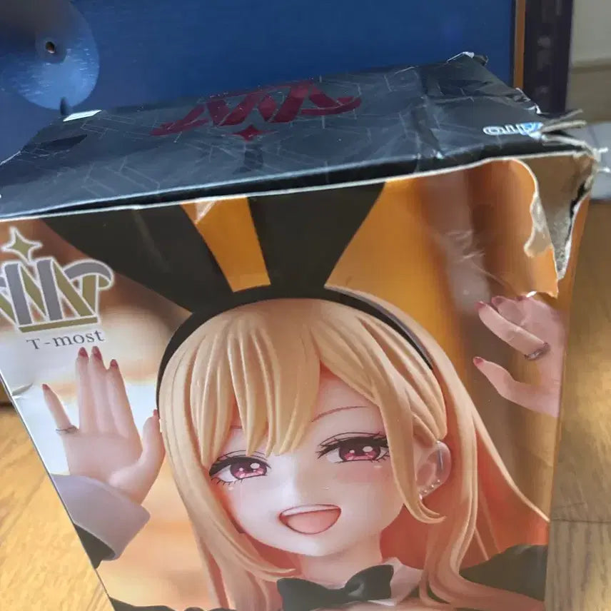 [BUNJANG] Marin Kitagawa Bunny Version Figure (Box Damage) / 키타가와 마린 바니 버전 (상자 찢어짐 눌림 )