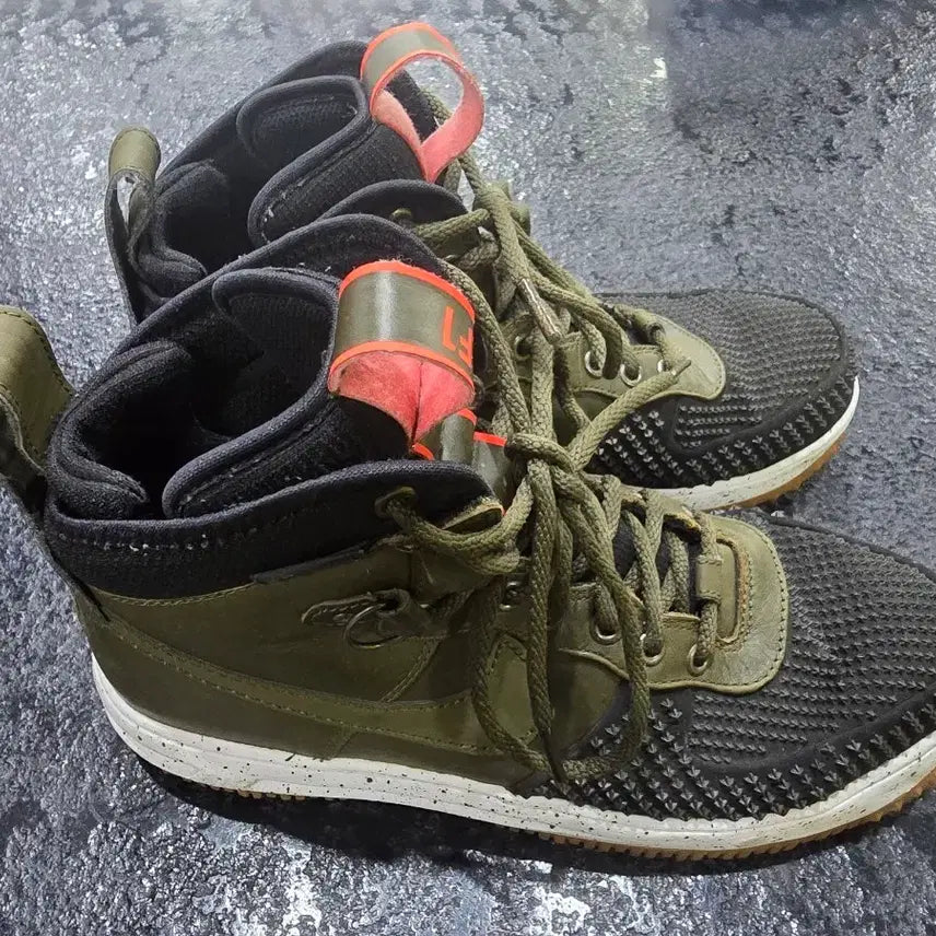 [BUNJANG] Nike Lunar Force 1 Duckboot Khaki Boots / 나이키 루나 포스 1 덕부츠 카키 275