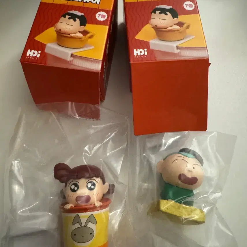 [BUNJANG] Crayon Shin-chan Noodle Stopper Figure Set / 일괄 짱구 라면 스토퍼 피규어 가챠 유리 훈이