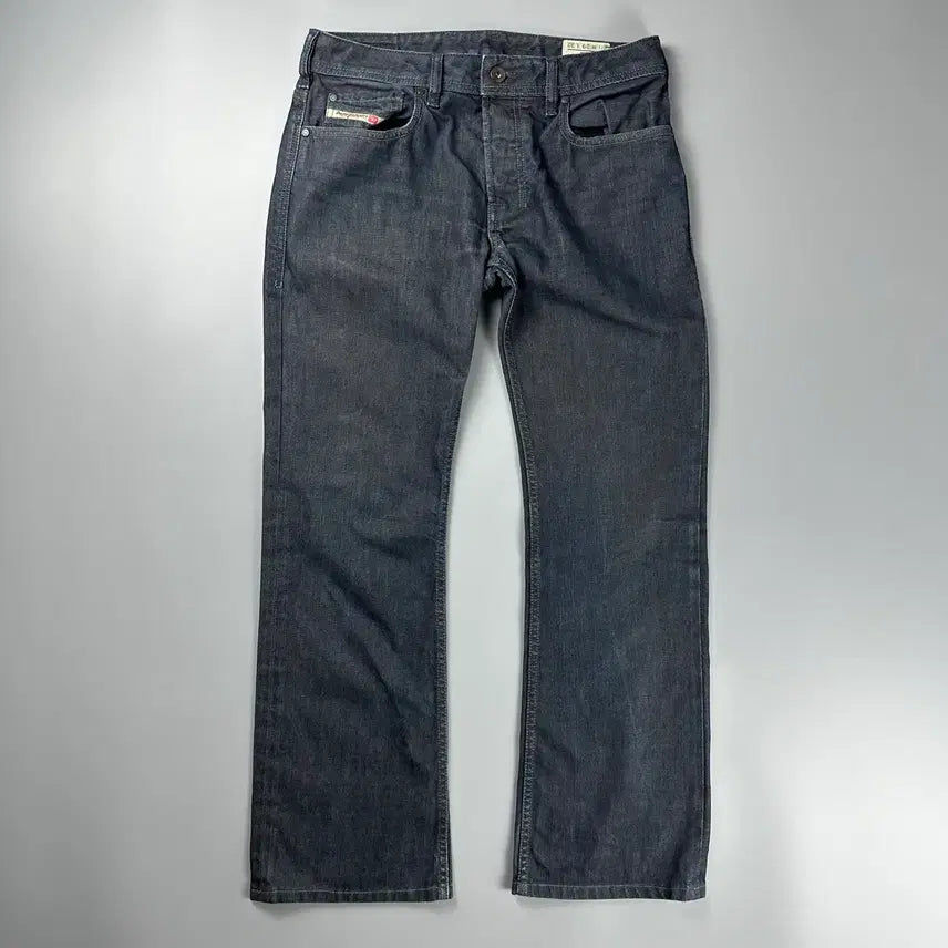 [BUNJANG] Diesel ZATINY Dark Indigo Bootcut Jeans / 디젤 부츠컷 ZATINY 다크 인디고 29