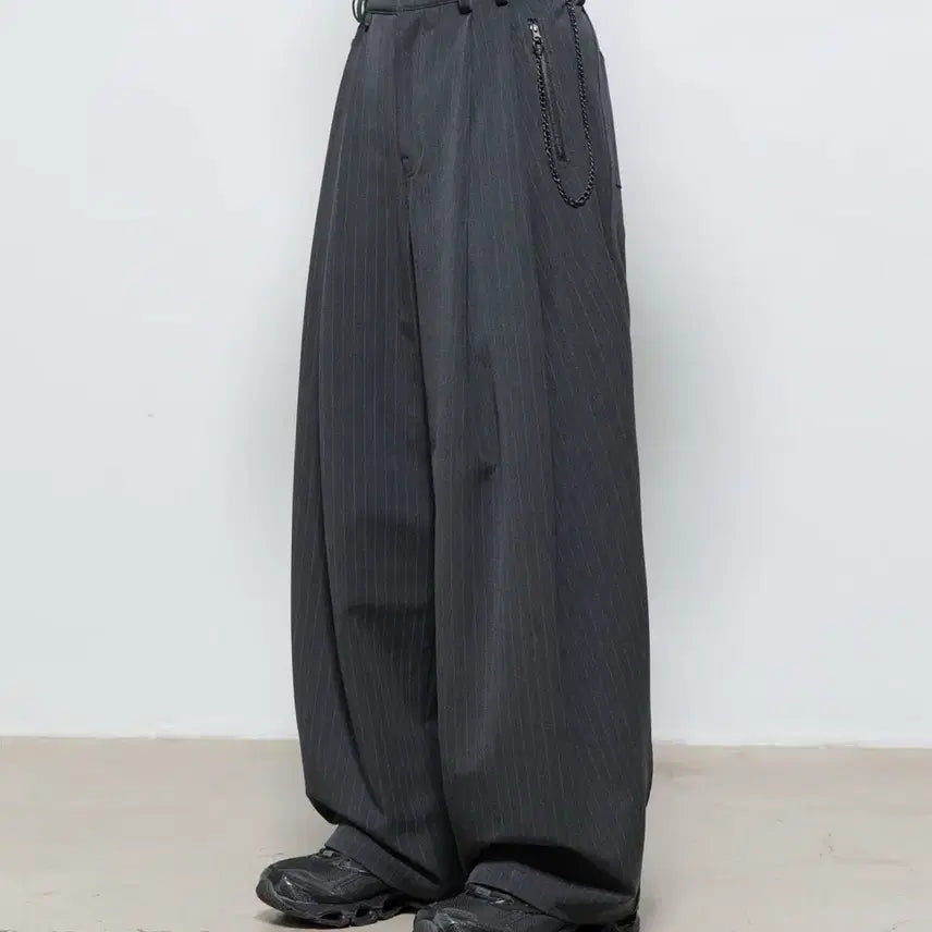 [BUNJANG] Begin 202 Rock Link Wide Pants Charcoal Stripe (Size 3) / 비긴202 록 링크 와이드 팬츠 차콜 스트라이프 3size