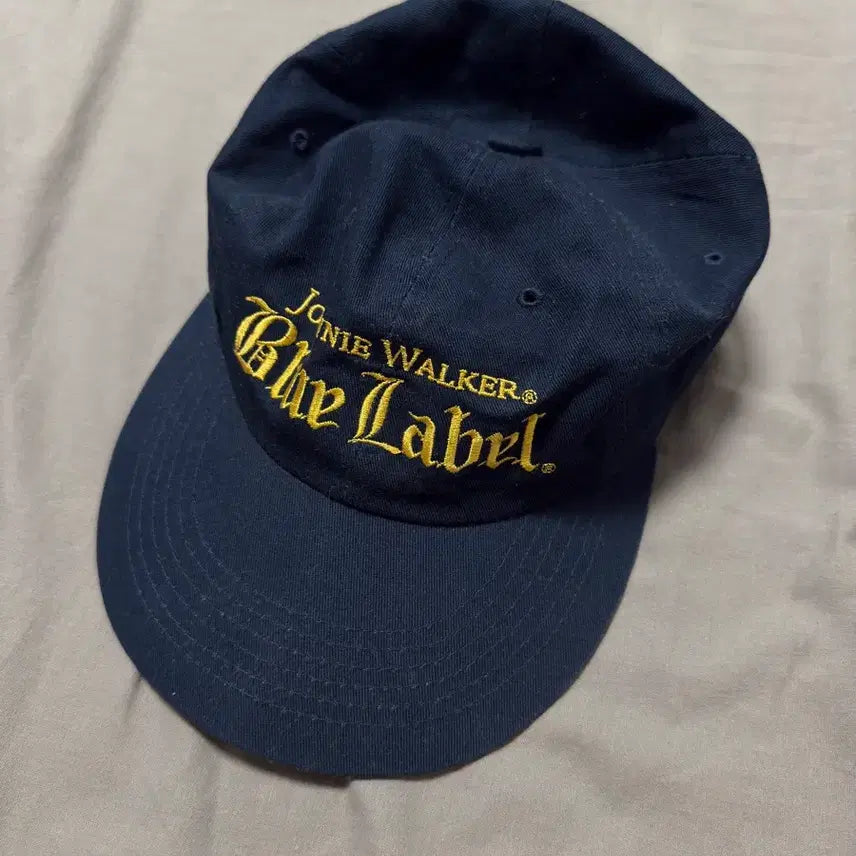 [BUNJANG] Johnnie Walker Blue Label G-Dragon Wear Navy Ball Cap / 조니워커 블루라벨 네이비 볼캡 지드래곤 착용