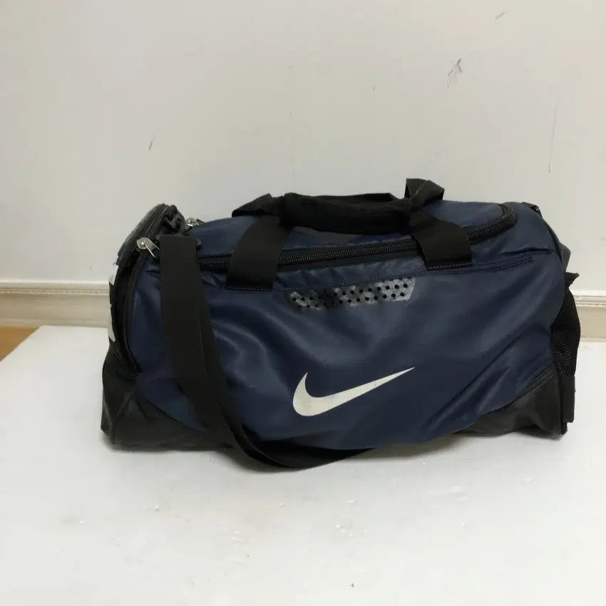 [BUNJANG] Nike Duffle Bag Crossbody Bag / 나이키 더플백 크로스백@9967