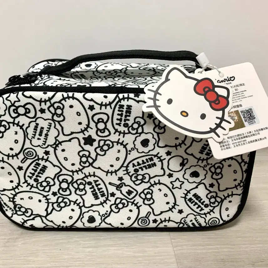[BUNJANG] Sanrio Hello Kitty Square Pouch White/Black / 산리오 헬로키티 화이트/블랙 사각 파우치