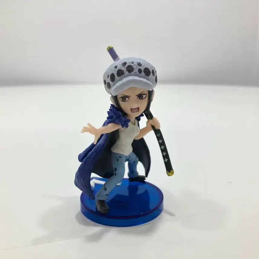 [BUNJANG] One Piece Trafalgar Law Figure (Unsealed) / [개봉] 원피스 월콜 여자 로우 피규어