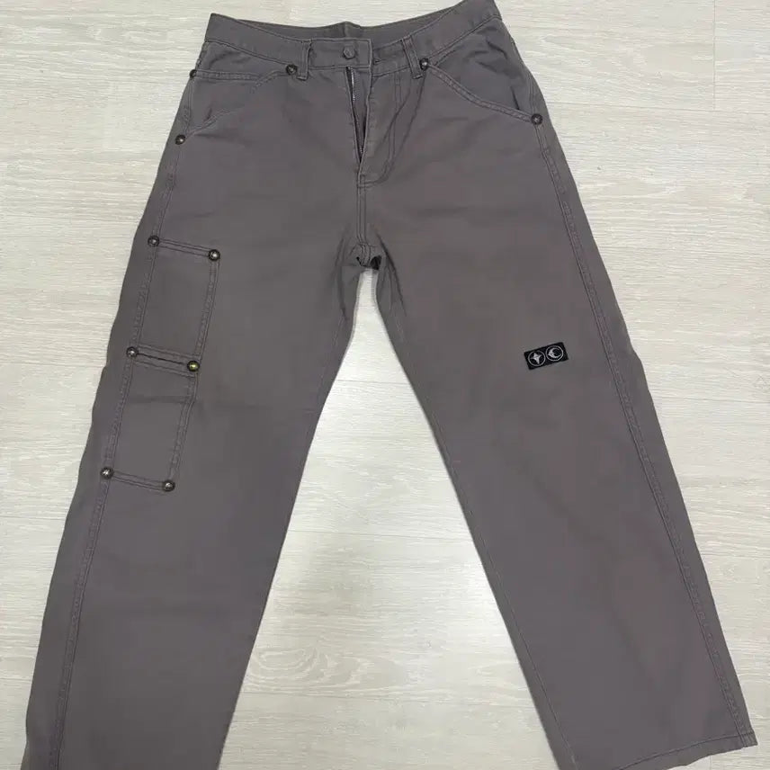 [BUNJANG] THUG CLUB Grey Pants Size 2 / 떠그클럽 그레이 팬츠 2 사이즈