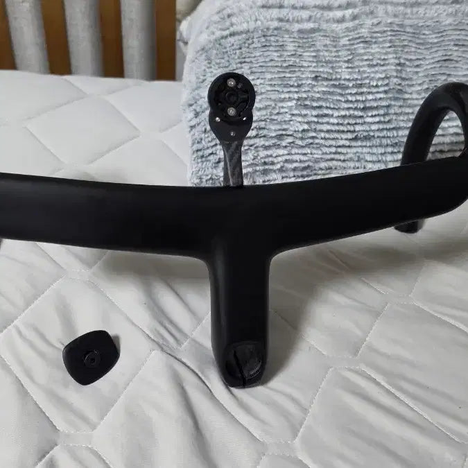 [BUNJANG] SL8 Integrated Full Carbon Handlebar 400-100mm (Includes Specific Top Cap & Mount) / SL8 일체형 풀카본 핸들바 400-100사이즈 무하자 급처(전용탑캡,마운트 포함)