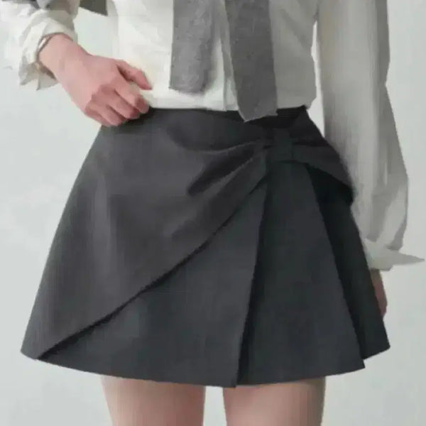 [BUNJANG] Plooom Ribbon Pleats Mini Skirt Charcoal / 플로움 리본 플리츠 미니 스커트 차콜