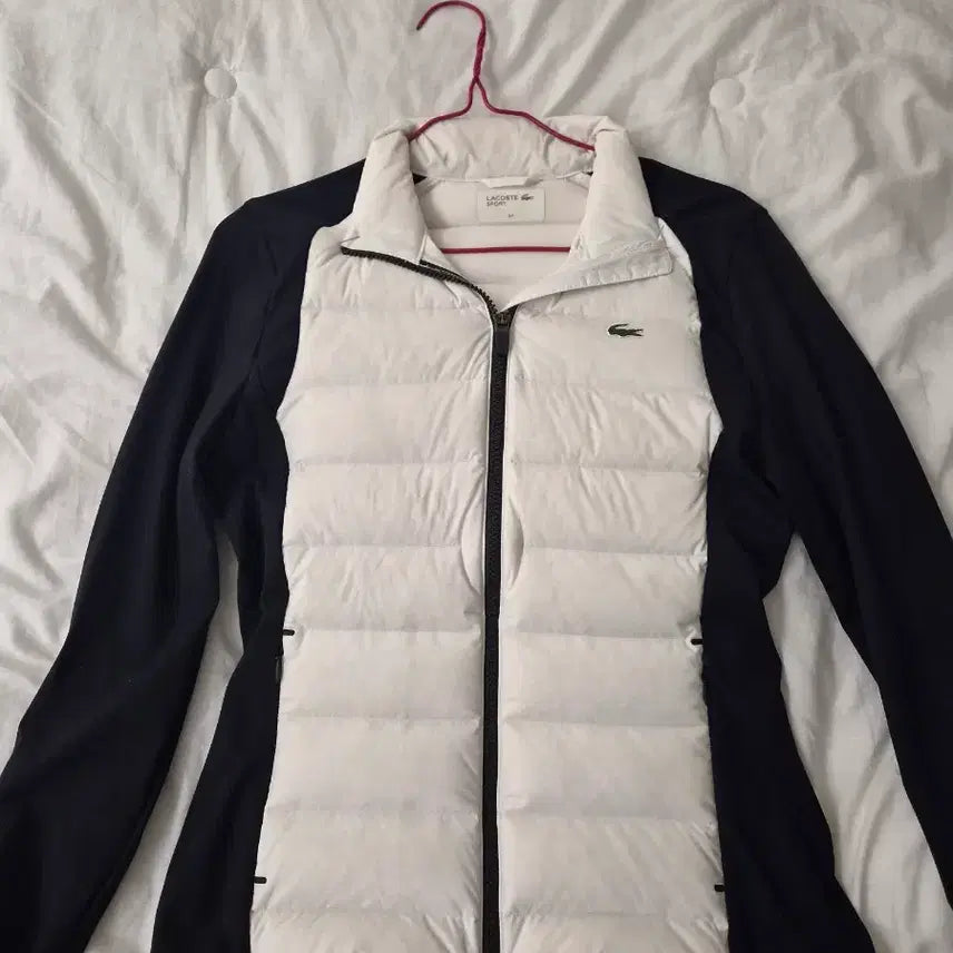 [BUNJANG] Lacoste Women's Lightweight Padded Jacket / 라코스테 여성 경량 패딩