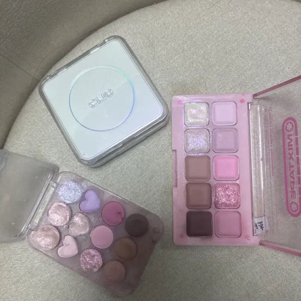 [BUNJANG] 2-Piece Eyeshadow Palette & Cushion Bundle / 3개 2만원으로 급처합니당
