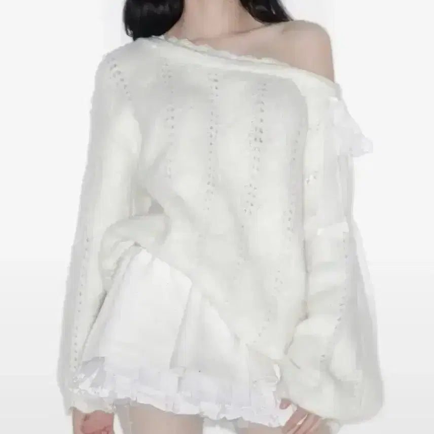 [BUNJANG] Dirty Soft Veil Off-Shoulder Knit Ivory / 더티스 소프트 베일 오프숄더 니트 아이보리