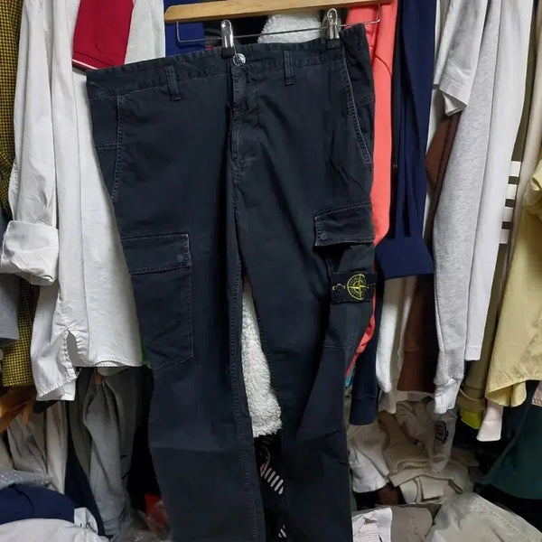 [BUNJANG] Stone Island Garment Dyed Cargo Pants Black W32 / 스톤아일랜드 카고 바지 가먼트다잉 블랙 w32 큐알정품완료