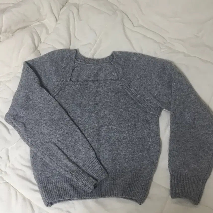 [BUNJANG] Gray Square Neck Knit Sweater / 그레이 스퀘어넥 니트 스웨터