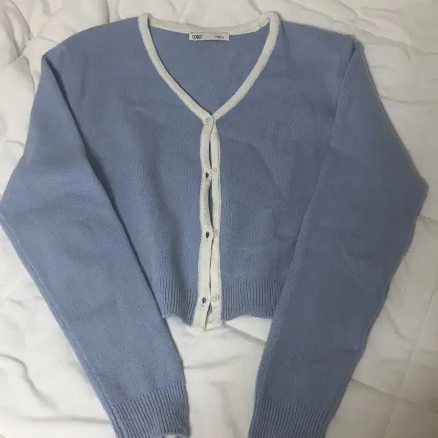 [BUNJANG] Mixxo Light Blue Cardigan / 미쏘 하늘색 가디건