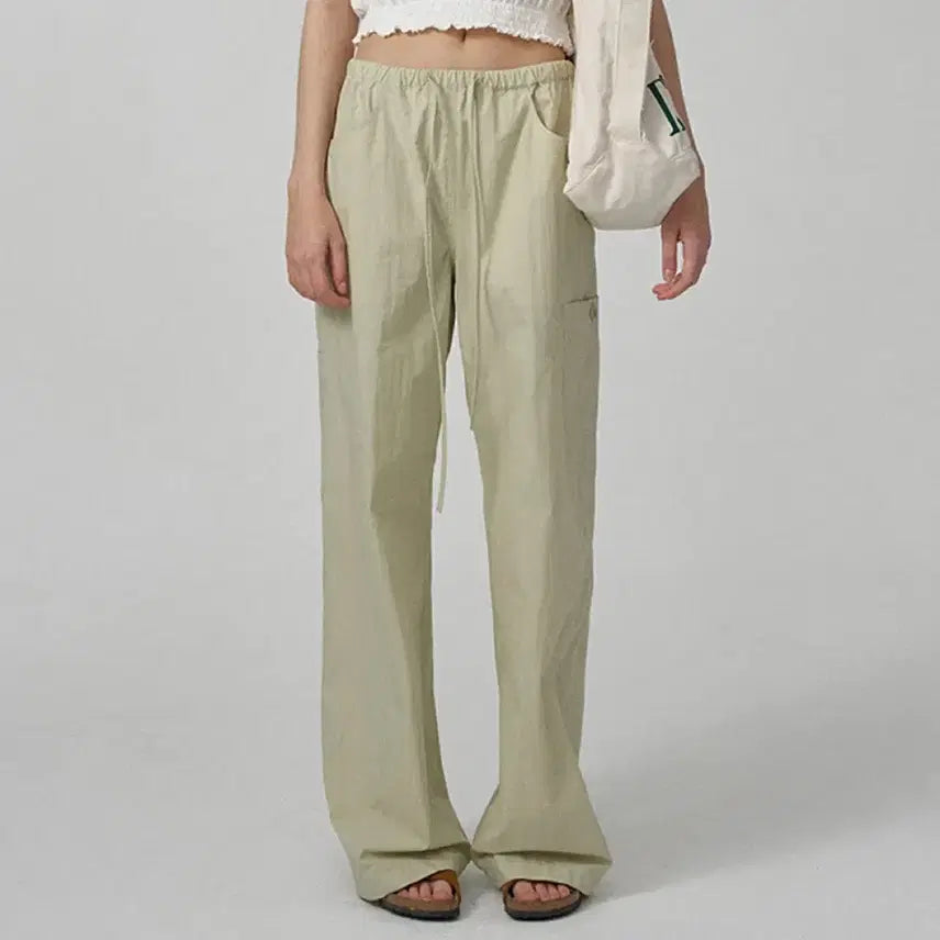 [BUNJANG] TheBarnet Dana Light Drawstring Cargo Pants / 더바넷 카고팬츠 dana light drawstring cargo pants